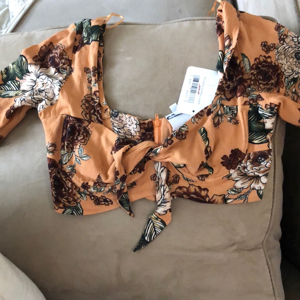Skylar Madison crop